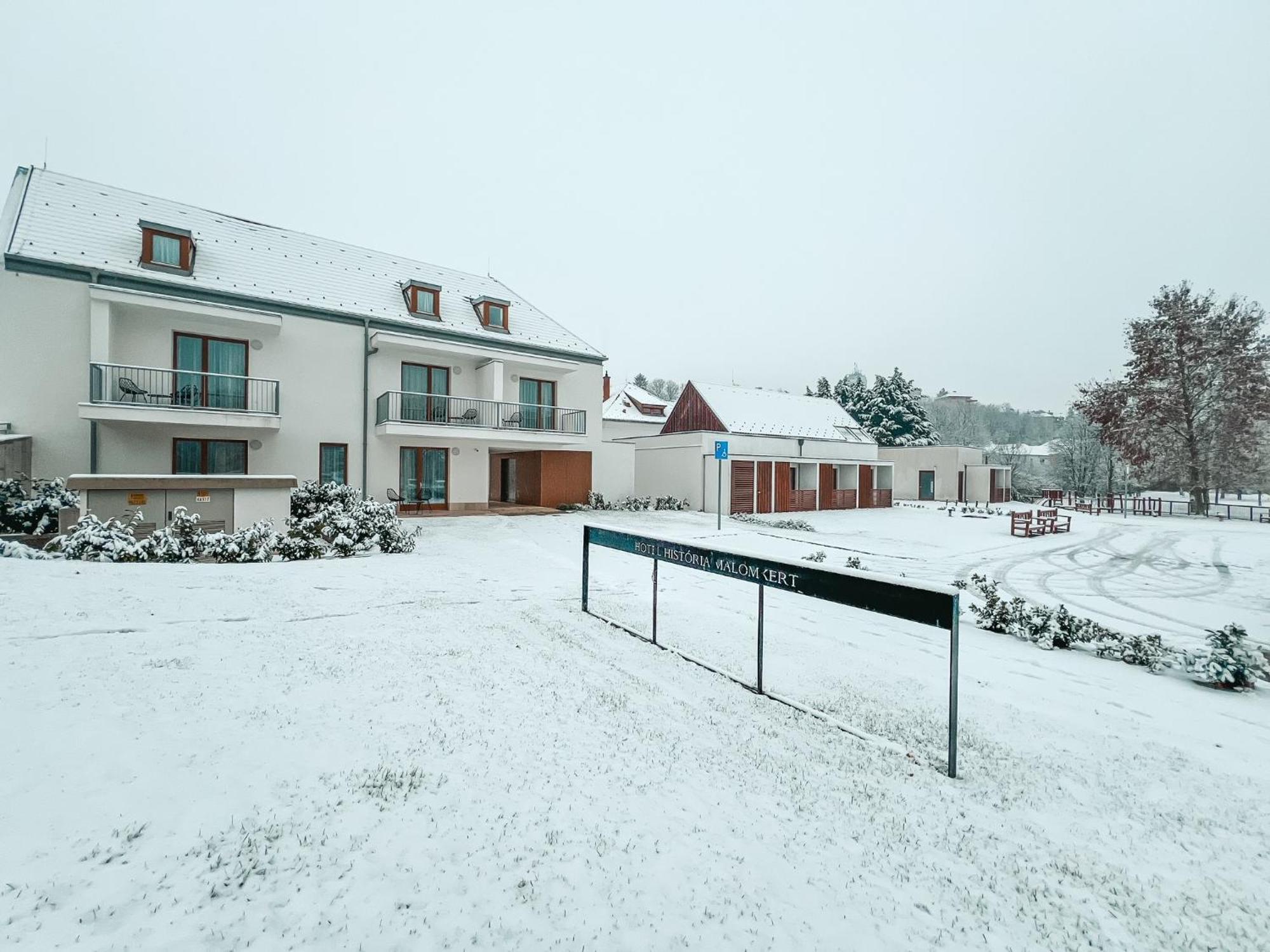 Hotel Historia Malomkert Veszprém Exterior foto